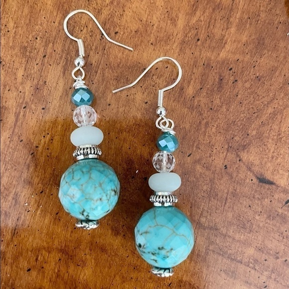 Frontrow.style Jewelry - 𝅺STERLING Silver Earrings Genuine Howlite Beads Ocean Blues & Clear Crystals
